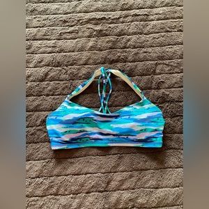 Lululemon Free to Be Bra Seven Wonders Size 8 EUC